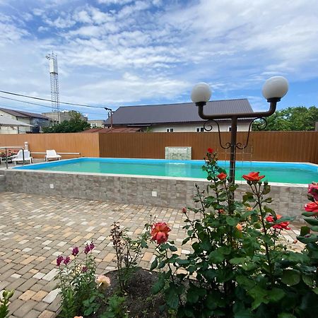 Aparthotel Solnechnaia Dacha Zatoka Exteriér fotografie