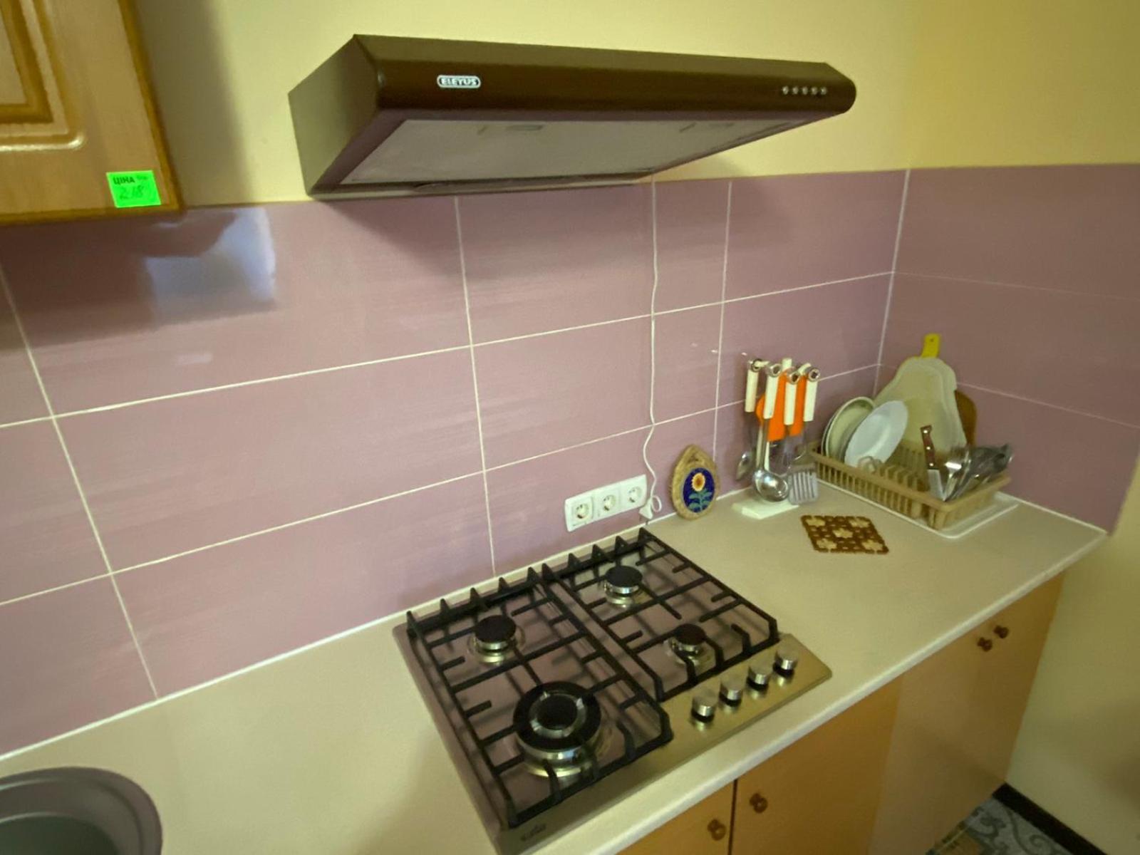 Aparthotel Solnechnaia Dacha Zatoka Exteriér fotografie